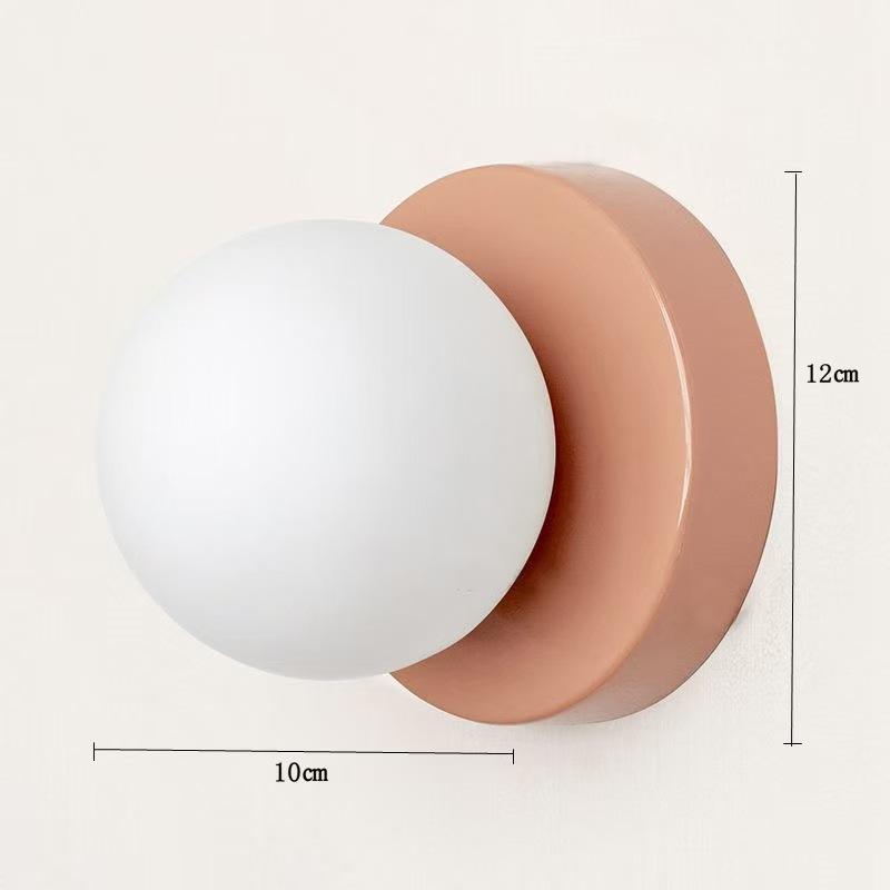 Minimalistische Scandinavische Wandlamp met Glazen Kap