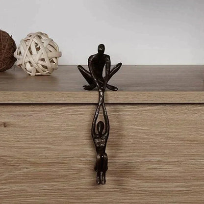 Liefde & Kracht Beeldje met Abstract Design