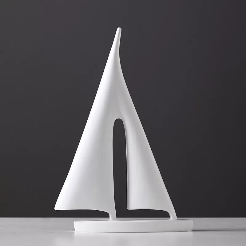 Navaro – Decoratieve zeilboot sculptuur metaal