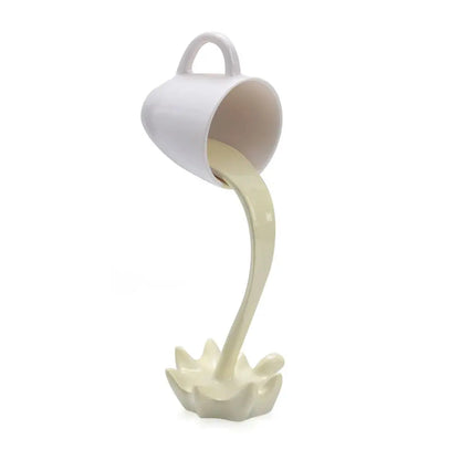 Zwevende Koffiekop Beeldje